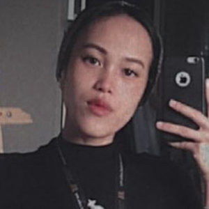 Siti Sharifah Sharena Musah menyambung pengajian Diploma Rekabentuk Fesyen Kreatif di Kolej Universiti Widad, Kuantan Pahang