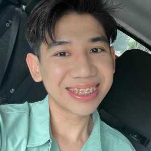 Muhammad Darwis Nor Razman Soo menyambung pengajian Diploma Pengurusan Teknologi Pejabat di Kolej Widad, Kuantan Pahang
