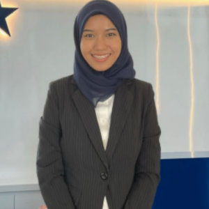 Nur Nazzatul Aimal Abdul Razak menyambung pengajian Diploma Pengurusan Teknologi Pejabat di Kolej Widad, Kuantan Pahang
