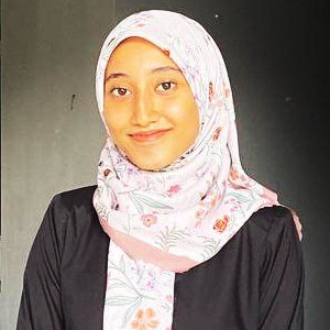Nor Syafiqah Shahira Arfan Nawar menyambung pengajian Asasi Sains di Kolej Universiti Widad, Kuantan Pahang